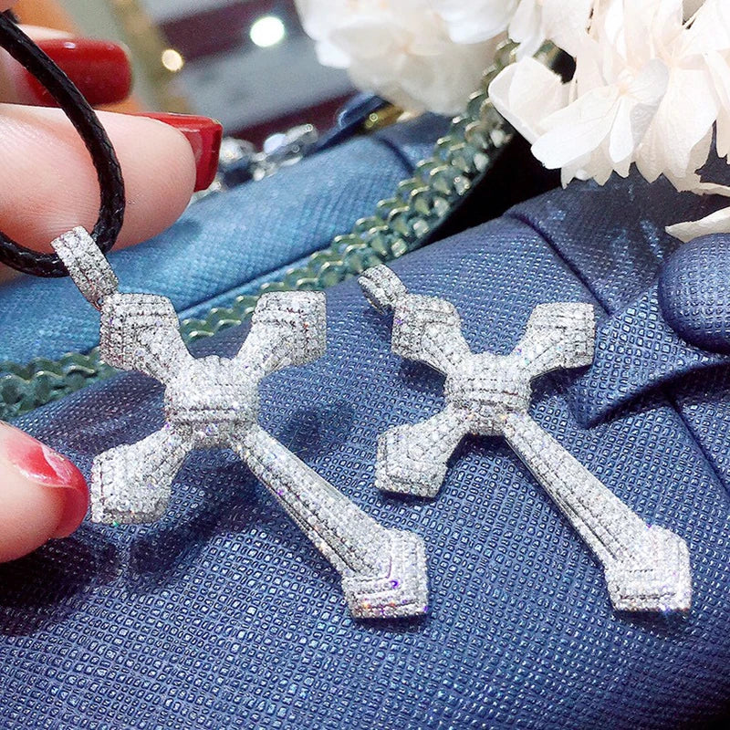 18K White Gold Diamond Cross Pendant 1.0 CT