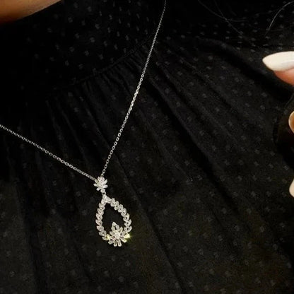 Luxury 0.85 CT Natural Diamond Pendant Necklace 18K Gold