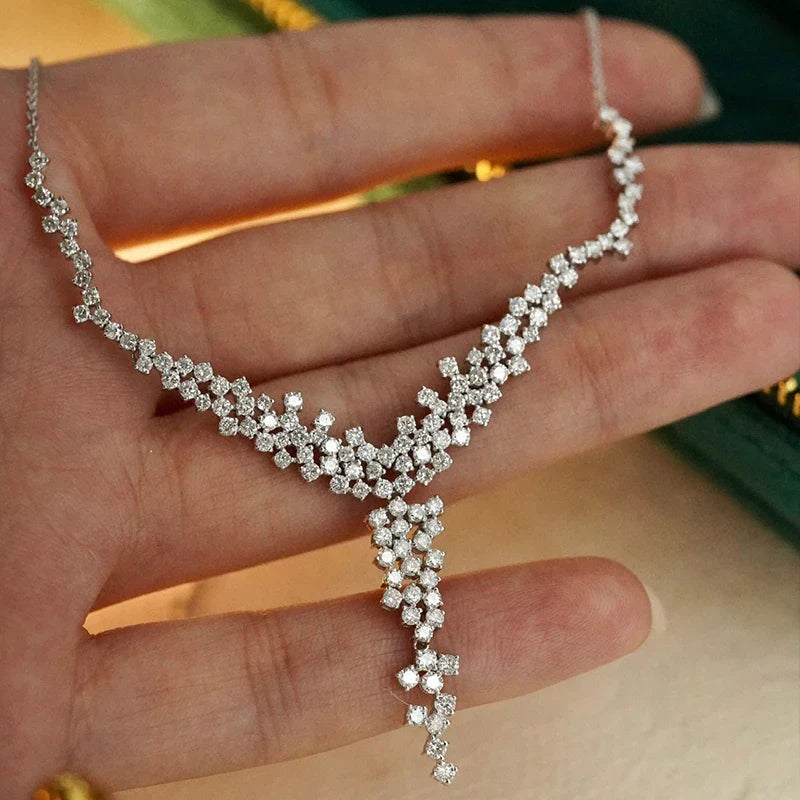 Luxury Wing Shape Natural Diamond Necklace 3.20 CT